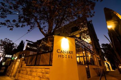 Canary Hotel - image 15