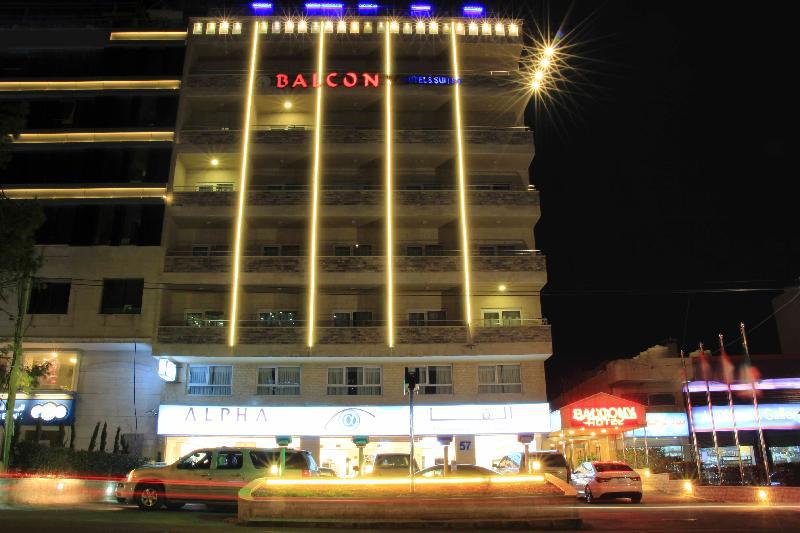 Balcony Hotel - image 3