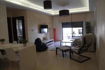 Nasrawi Apartment - image 6