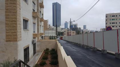 Shmeisani Cozy Apartment - image 14