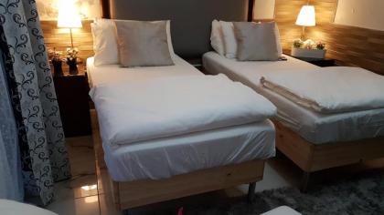 Shmeisani Cozy Apartment - image 15