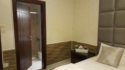 Shmeisani Cozy Apartment - image 2