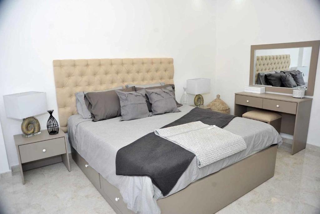 Amazing one Bedroom Apartment in Amman Elwebdah 2 - main image