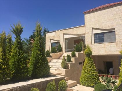 4 bedrooms house with city view balcony and wifi at Amman Amman