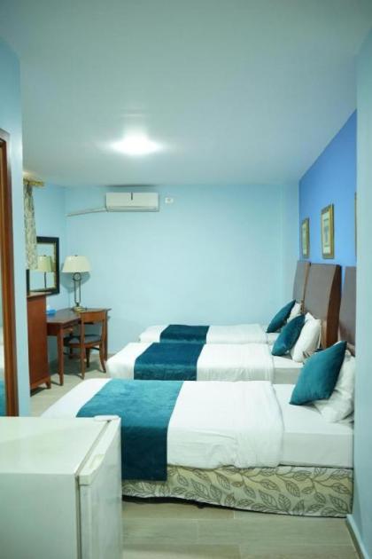 Concord Hotel - image 24