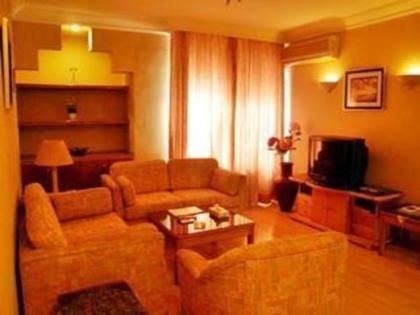 Prestige Hotel Suites - image 22