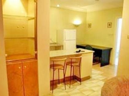 Prestige Hotel Suites - image 27