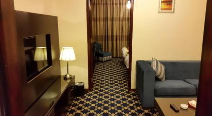 Al Thuraya Hotel - image 25