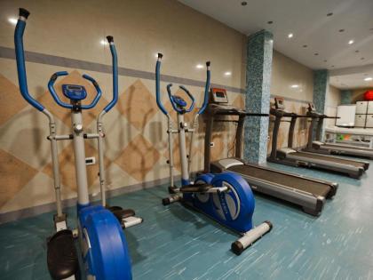 Al Thuraya Hotel - image 26