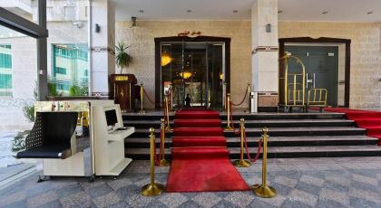 Al Thuraya Hotel - image 28