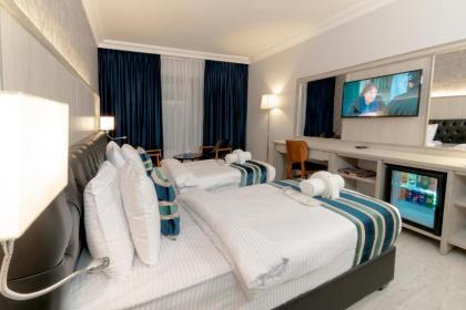 Nishan Hotel - image 25