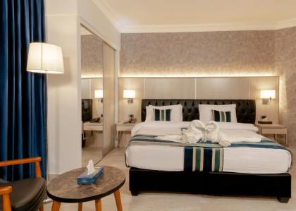 Nishan Hotel - image 28