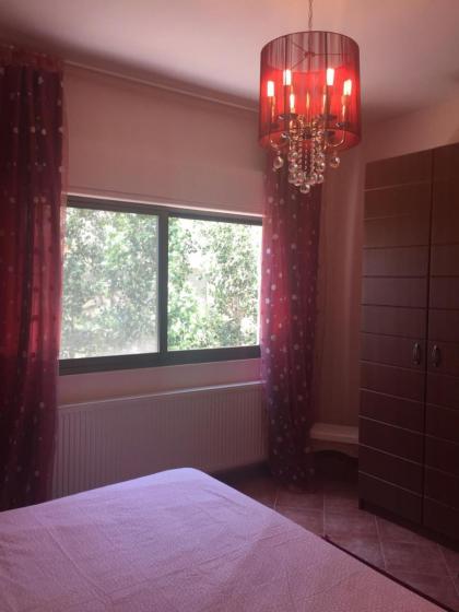 4 bedrooms house with city view balcony and wifi at Amman - image 28