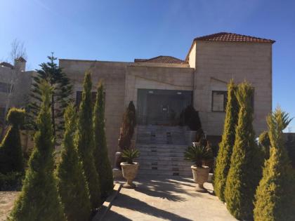 4 bedrooms house with city view balcony and wifi at Amman - image 30