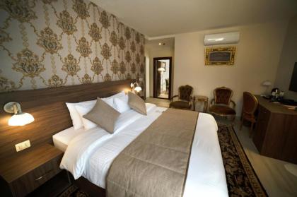 Khan Khediwe Hotel - image 22