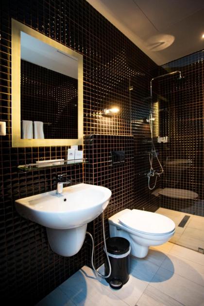 Hotel Philosophy - image 26