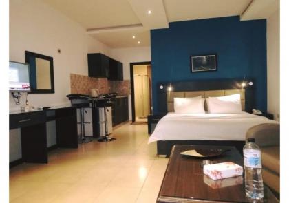 7 Days Hotel - image 22
