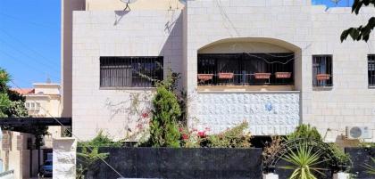 New Roof Top 2BR Jabal Amman 4th Circle Zahran Palace - image 29