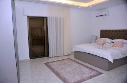 One bedroom apartments - image 13
