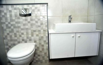 One bedroom apartments - image 8