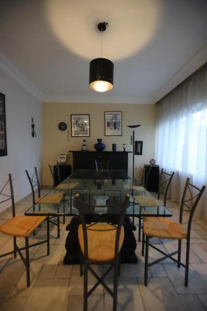 Diplomatic Area 3BR Apartment - image 21