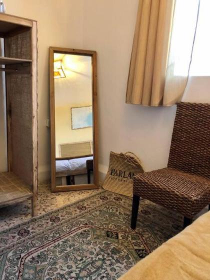 Handmade 3 rooms apartment in weibdeh area - image 28