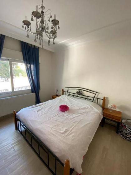 Dair Ghbar Lovely 3-Bedroom with Free parking! - image 26