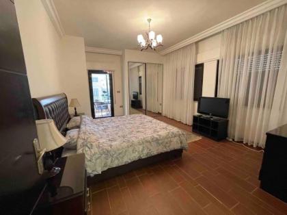 Luxury Furnished 3 Master Bedroom Apartment - image 21